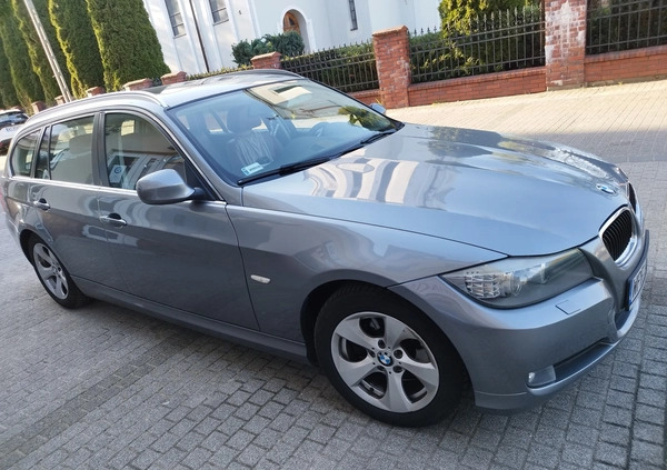 BMW Seria 3 cena 29500 przebieg: 337000, rok produkcji 2011 z Brwinów małe 92